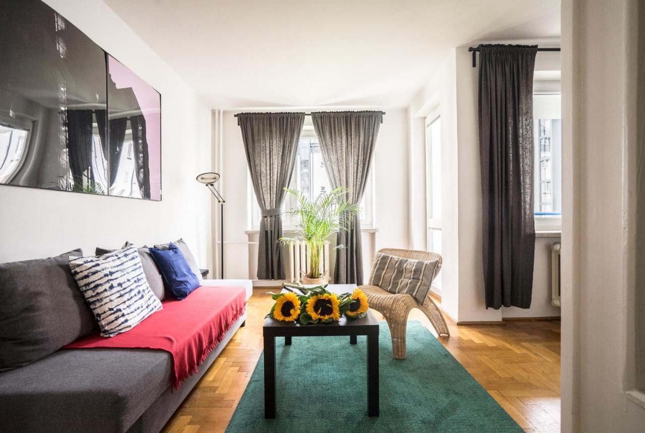 Oomph Warsaw Central 3-Bedroom Flat Exterior photo